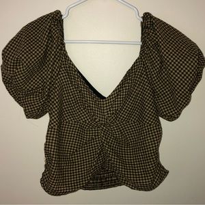 Rabbit Rose Gingham Puff Sleeve Twist Front Crop Top